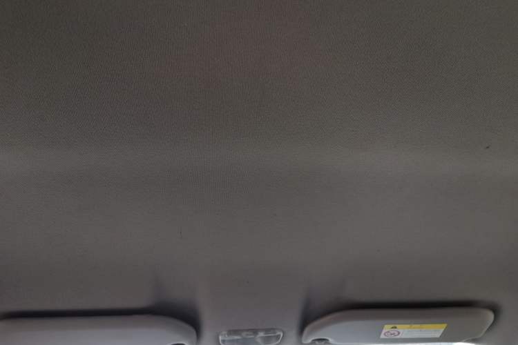 Used Citroen Elysee 2014 1.6L Automatic Fashion Model