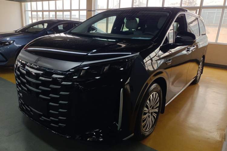 Used BYD Xia 2025 DM-i 1.5T 180km Beyond Edition