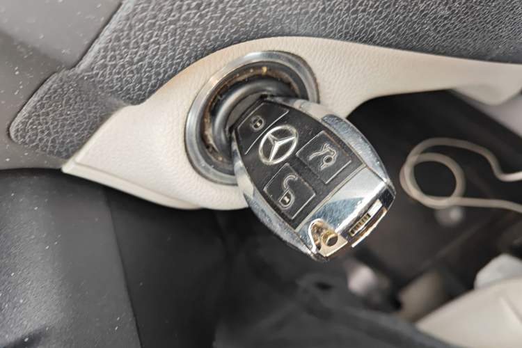 Used Mercedes-Benz C-Class 2010 C 260 Fashion Model