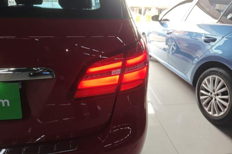 Used Mercedes-Benz B-Class 2019 B 200 Fashion Model