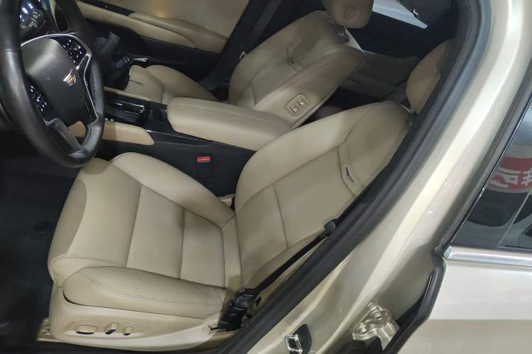 Used Cadillac XTS 2018 28T Luxury Edition Left Front Seat