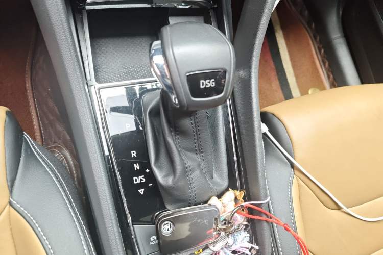 Used Skoda Kodiaq GT 2019 TSI330 Two-Wheel-Drive Luxury Edition China VI Standard Gear Lever