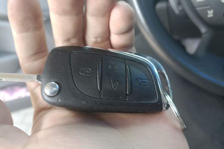 Used Citroen C5 2014 1.6T Automatic Luxury Model
