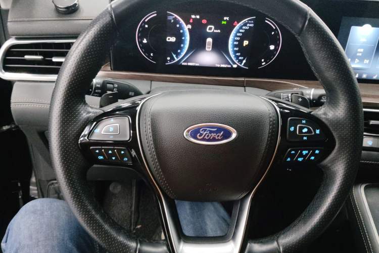 Used Ford Equator 2021 EcoBoost 225 Premier 7-Seater
