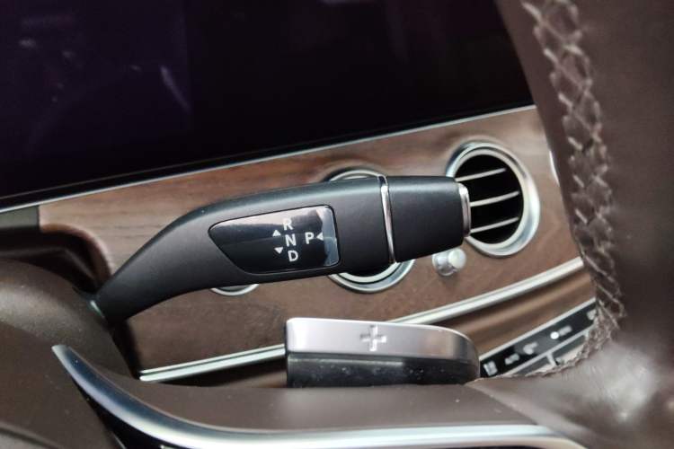 Used Mercedes-Benz E-Class 2021 Restyled E 300 L Luxury Edition
