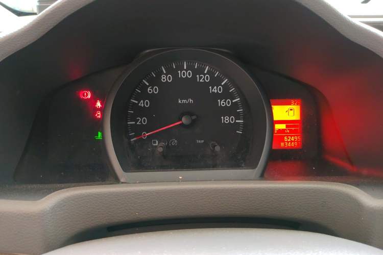 Used Nissan NV200 2014 1.6L Manual Luxury Model China IV Standard Instrument Cluster