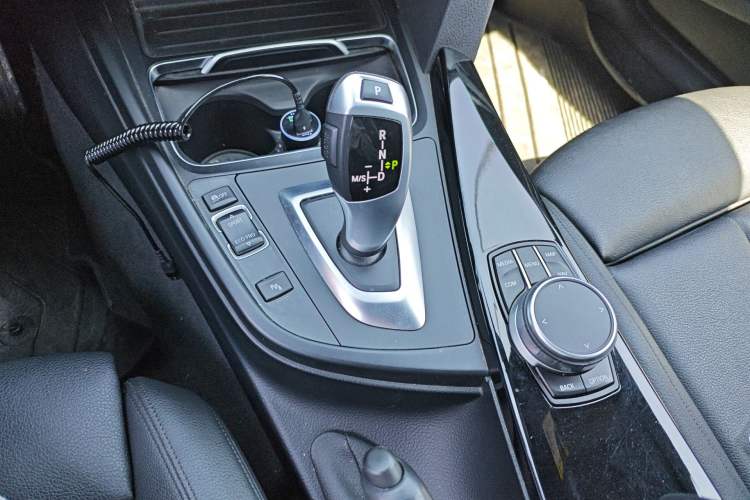 Used BMW 3 Series GT 2019 320i M Sport Package Gear Lever