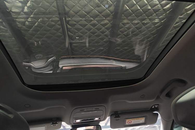 Used Ford Edge 2023 Ford Explorer L 2.0T EcoBoost Four-Wheel Drive 7-Seater Supreme Model Headliner