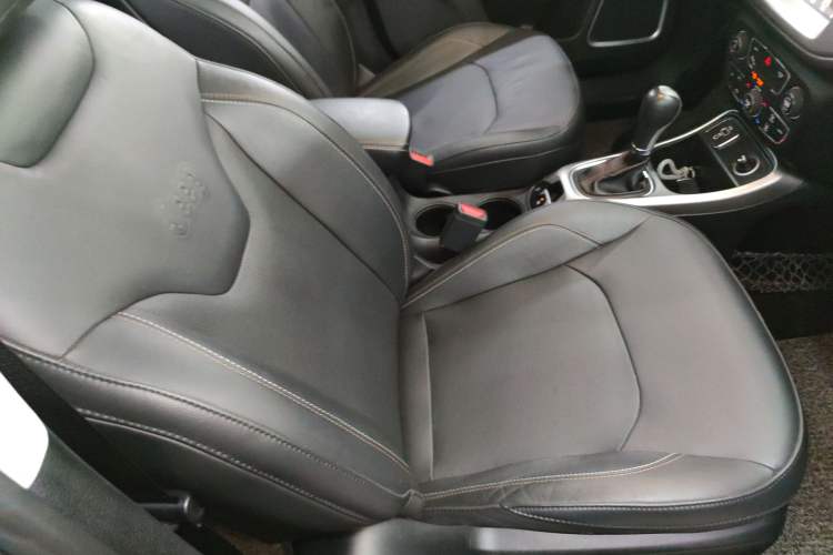 Used Jeep Compass 2017 200T Automatic Family Edition