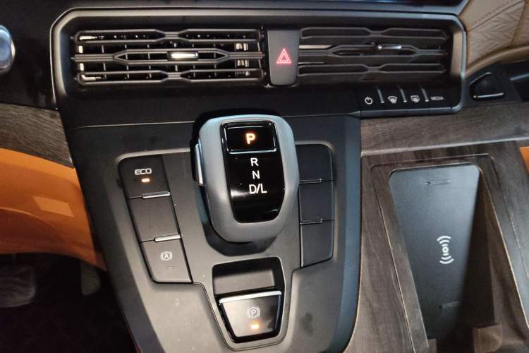 Used Juntian Black Warrior Youth 2025 2.0T Gasoline Top-of-the-Line Version