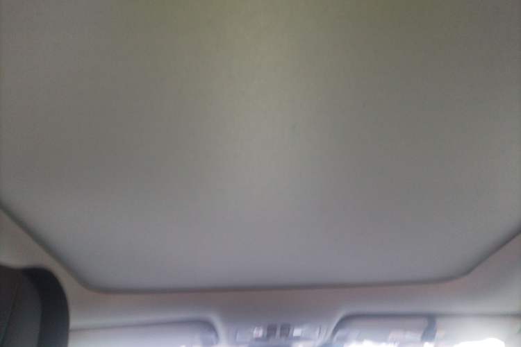 Used Toyota Highlander 2018 2.0T Four-Wheel Drive Luxury Edition 7 Seats China V Emission Standard Headliner