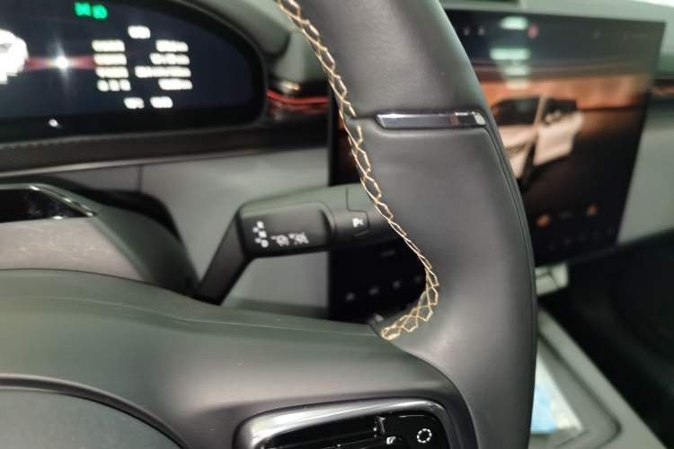 Used Zeekr 7X 2025 100kWh Long-Range All-Wheel Drive Intelligent Driving Version
