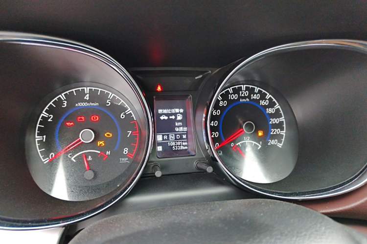 Used Venucia T70X 2016 2.0L CVT SmartFun Sport Edition
