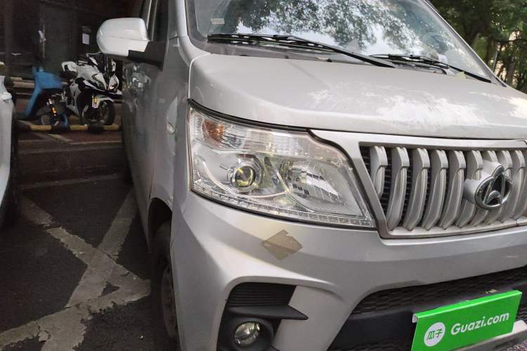 Used CHANGAN KAICHENG Ruixing M60 2023 1.6L CNG Comfort-Grade 6-Seater Passenger Vehicle