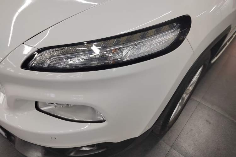 Used Jeep Cherokee 2016 2.4L Leading Edition
