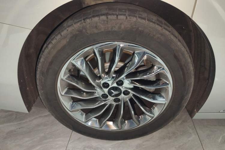 Used VOYAH Dream 2022 Low-Carbon Edition Dream+ Smart Enjoyment Package