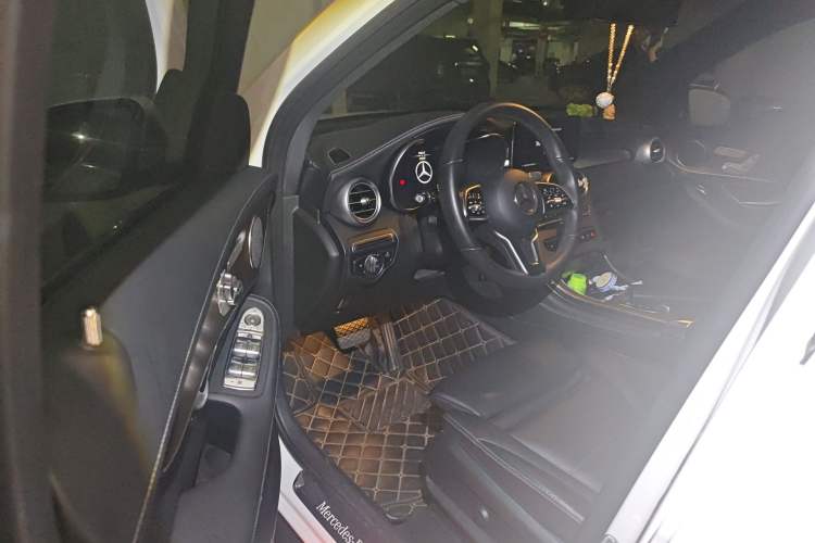 Used Mercedes-Benz GLC 2022 GLC 260 L 4MATIC Luxury Model
