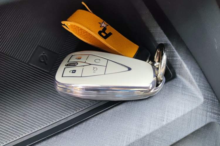 Used CHANGAN UNI-V 2022 1.5T Sport Edition
