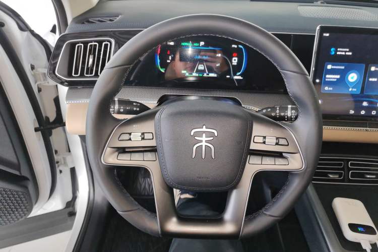Used BYD Song Pro New Energy 2025 Second-Generation DM-i 75KM Overachiever Trim Steering Wheel