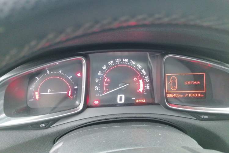 Used DS 5LS 2014 1.6T Luxury Edition THP160
