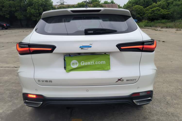 Used CHANGAN OSHAN X5 2021 1.5T DCT Prestige Edition Rear