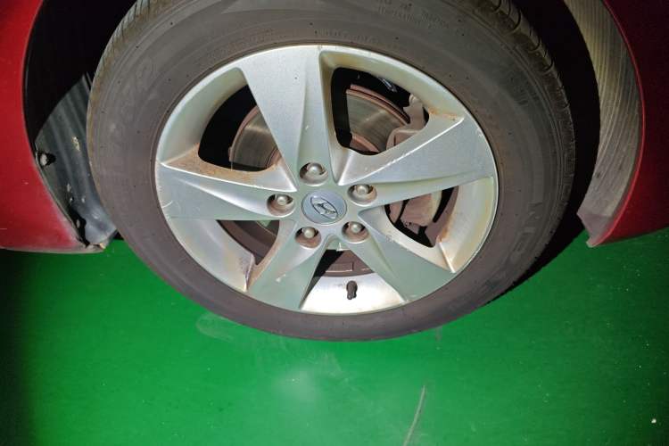 Used Hyundai Elantra (5th Generation / Langdong) 2012 1.6L Automatic Fashion Edition
