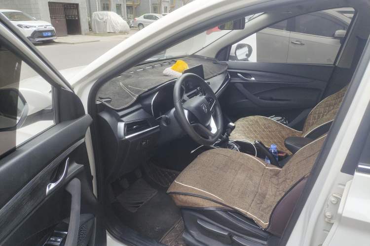 Used Baojun 360 2019 1.5L Manual Elite Version China VI Driver Seat