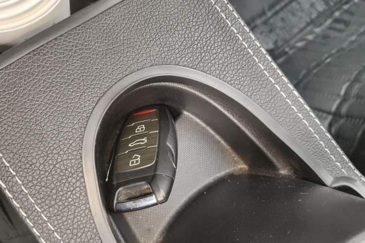 Used ORA Black Cat 2021 301 km Basic Version