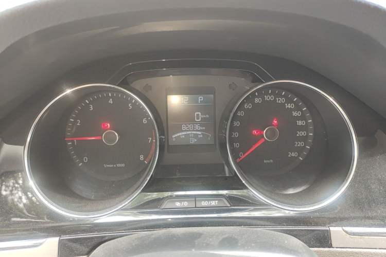 Used Volkswagen Bora 2014 1.4TSI Automatic Comfort Model Instrument Cluster