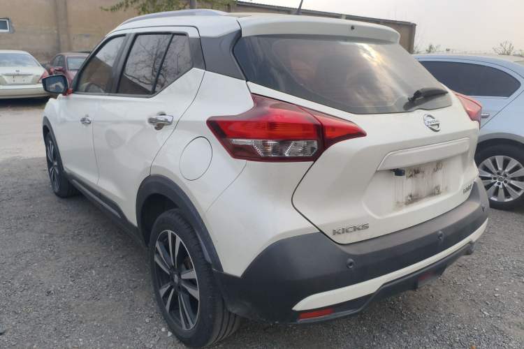 Used Nissan Kicks 2020 1.5L XV CVT Smart Connect Luxury Edition