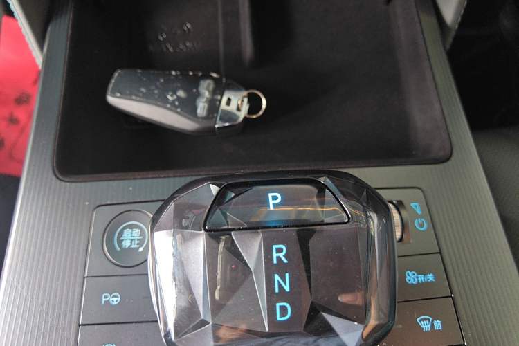 Used BYD Song L DM-i 2025 Intelligent Driving Version 160 km Beyond-Range Type