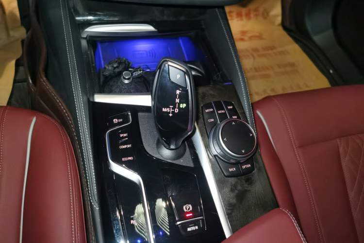 Used BMW 5 Series 2022 Restyled 525Li M Sport Package Gear Lever