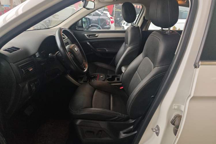 Used Qoros 5 2019 1.6T Automatic Zhiyun Connect (AliOS) Edition Prestige Model
