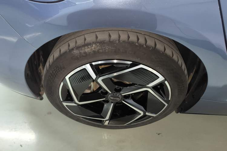 Used BYD Seal 2022 700 km Long-Range Rear-Wheel-Drive Version
