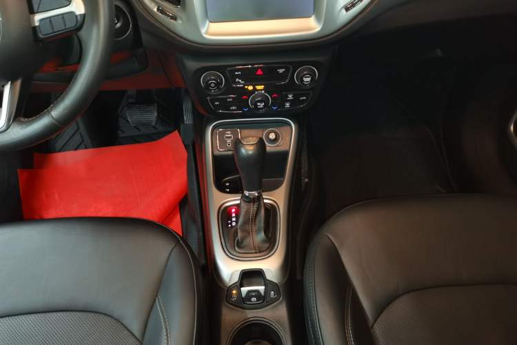 Used Jeep Compass 2017 200T Automatic Family Edition