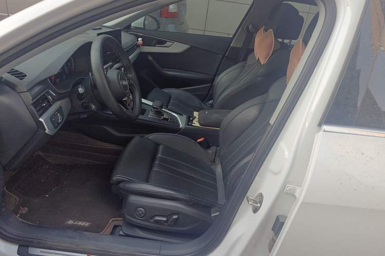 Used Audi A4L 2020 40 TFSI Fashion Dynamic Model
