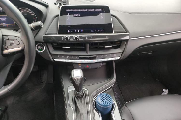 Used Cadillac CT4 2020 28T Fashion Edition Audio And AC Panel