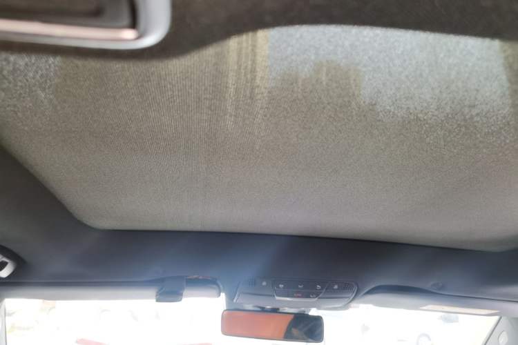 Used Mercedes-Benz GLC 2020 GLC 300 L 4MATIC Dynamic Edition Headliner