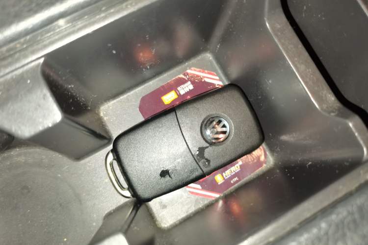 Used Volkswagen Sagitar 2018 280TSI DSG Comfort Model Vehicle Key