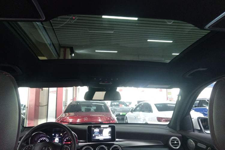 Used Mercedes-Benz GLC 2019 GLC 260 L 4MATIC Luxury Model
