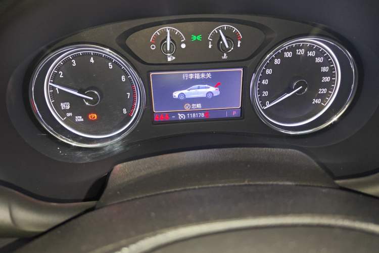 Used Buick LaCrosse 2019 28T Luxury Version
