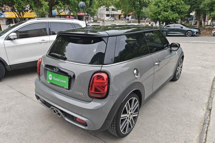 Used MINI 2021 2.0T COOPER S Artist Rear Right 45 Deg