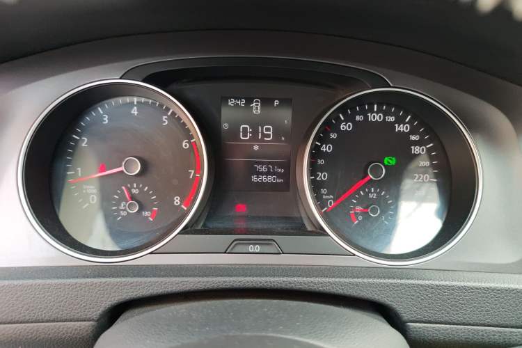 Used Volkswagen Golf 2014 1.6L Automatic Fashion Model
