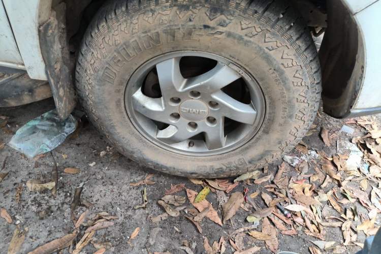 Used JMC Yuhu 7 2017 2.4T Classic Edition Diesel 4x4 Luxury Version JX4D24A5L