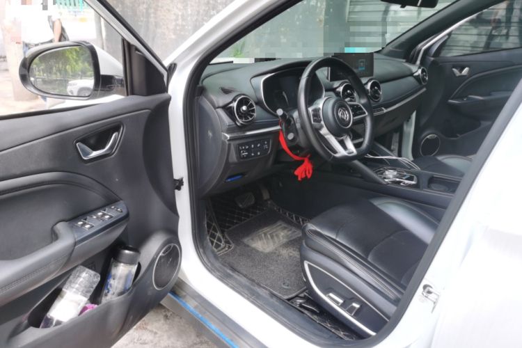 Used Dongfeng Fengon E3 2019 EVR Extended-Range Luxury Model
