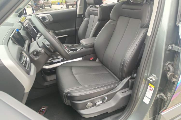 Used Formula Leopard Titanium 3 2025 501 km Four-Wheel Drive Drone Edition