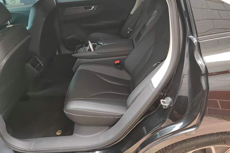 Used Hongqi E-QM5 2021 Charging Flagship Edition
