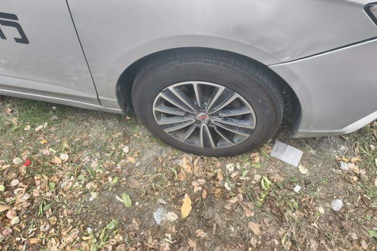 Used Roewe Ei5 2019 Smart Connect Flagship Edition Right Front Wheel Hub