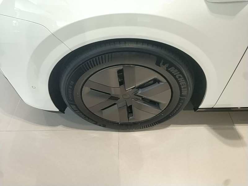 Used Li Auto MEGA 2025 Home Family Special Edition — 22