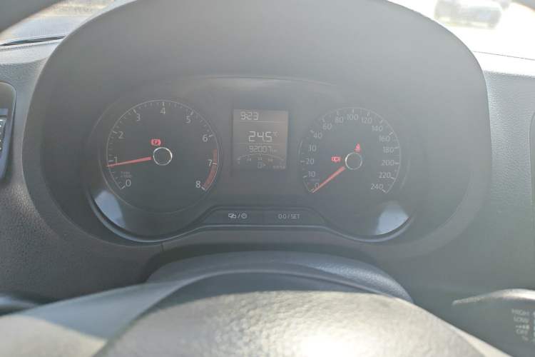 Used Volkswagen Polo 2016 1.4L Manual Fashion Model Instrument Cluster